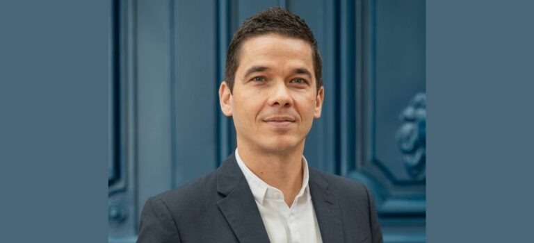 Pierrick Bouyer, agent immobilier, Century 21 Dine Homes Estate, Paris 6