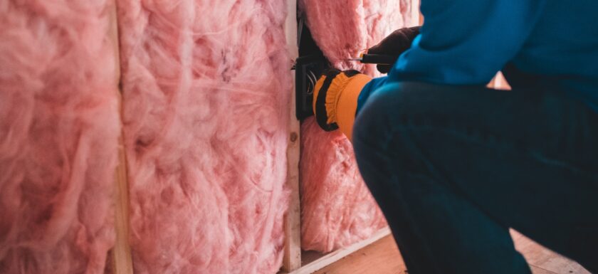 Isolation des murs par un professionnel : les publicités pour ces travaux de rénovation énergétique devront mentionner France Rénov' au 1er octobre 2026
