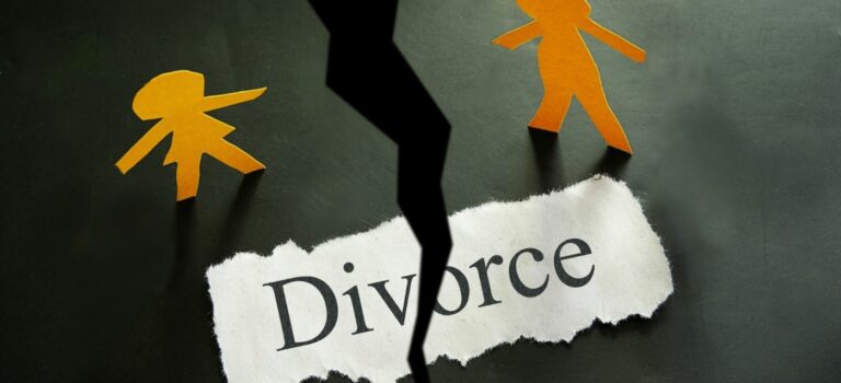 Divorce, succession, retraite : quels crédits pour garder son logement ?