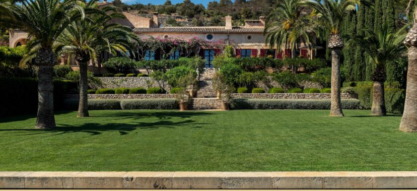 Vue du domaine viticole Son Mayol, propriété de 97 hectares à vendre près de Palma de Majorque