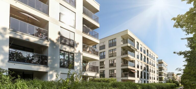 Évolution des prix des appartements neufs dans 178 communes en 2026