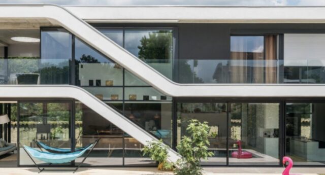 Maison d’architecte avec terrasse et vue sur le lac Léman
